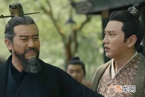 成语披荆斩棘是什么意思（这个成语出自哪里有