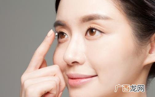 三种情况不要戴隐形眼镜 久戴隐形眼镜的危害