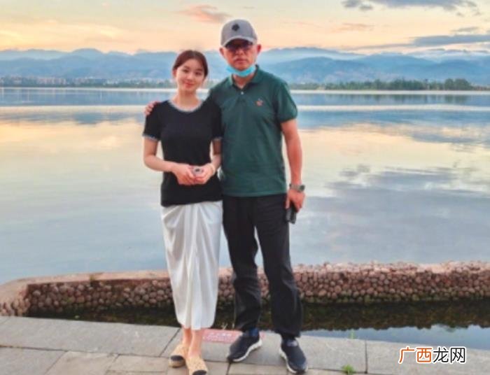孟非24岁女儿罕见曝光 奶茶妹妹女儿