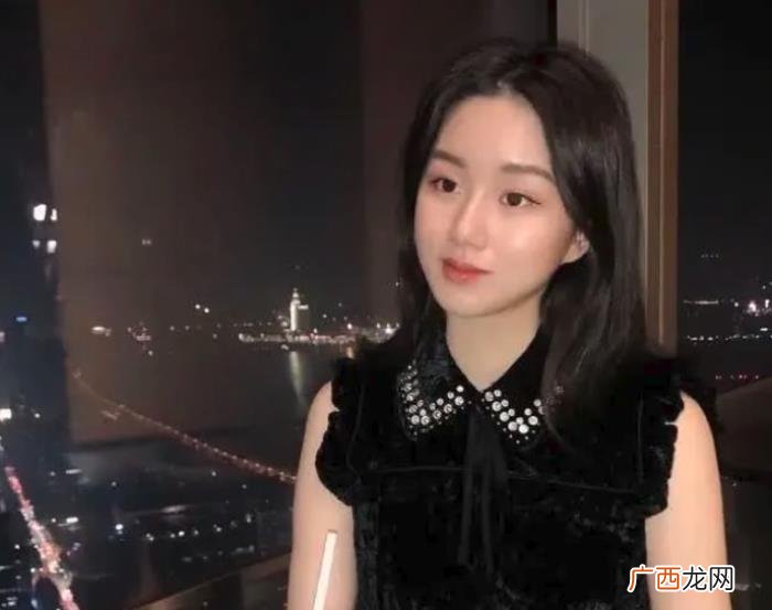孟非24岁女儿罕见曝光 奶茶妹妹女儿