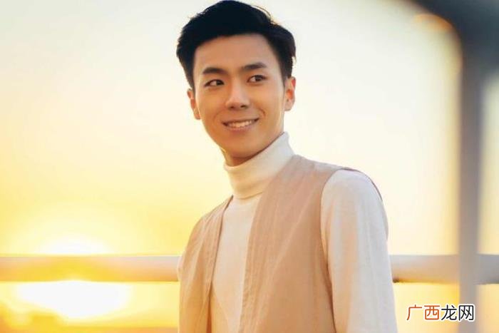 双子男喜欢女生长相，永远都喜欢漂亮女生的星座男