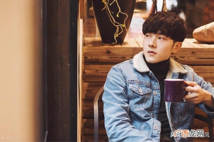 双子男喜欢上你的征兆，双子男暗恋你的征兆是什么