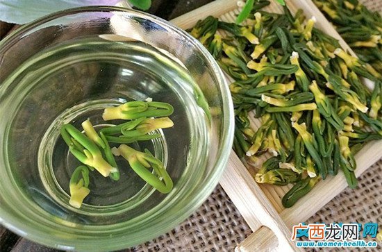 莲子心泡水喝的功效 莲子心泡水喝的禁忌
