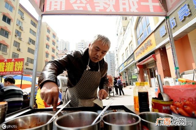 想干个小吃店不知道干什么,想开小吃店卖什么好