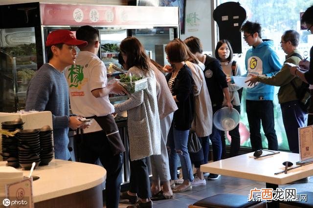 想干个小吃店不知道干什么,想开小吃店卖什么好