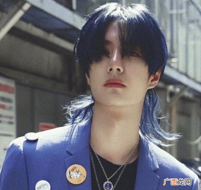 王一博长发造型像谁，王一博新歌长发造型回归