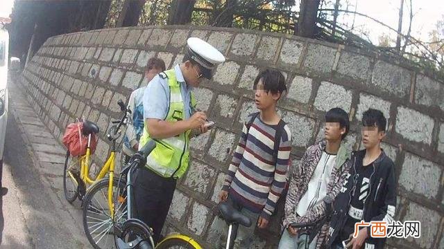 十六岁适合干什么工作 16岁干什么工作挣钱