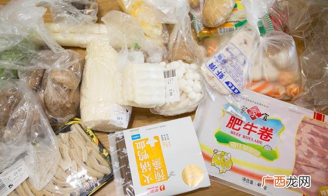 香辣肥肠火锅的做法步骤,重庆晓彭肥肠鸡加盟