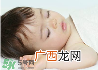宝宝睡觉打鼾怎么回事？宝宝睡觉打鼾正常吗？