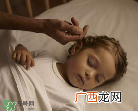 婴儿床上用品有哪些？婴儿床上用品需要准备什么？