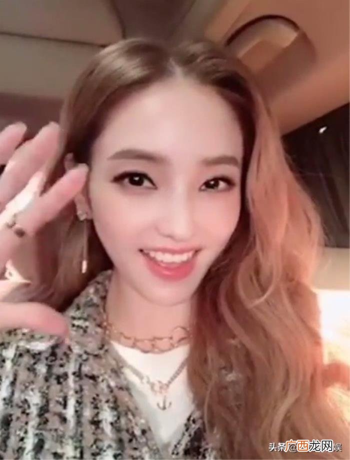 韩彩英久违公开近况 韩彩英的老公