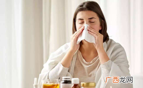 感冒不同阶段鼻涕颜色-为什么感冒鼻涕是黄的
