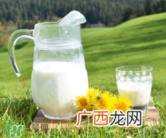 脱脂奶粉什么时候喝最好？脱脂奶粉什么时候喝？
