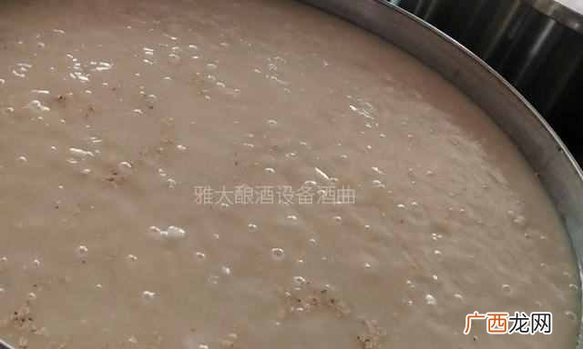 怎样选择做白酒的设备 做白酒用什么做酒曲