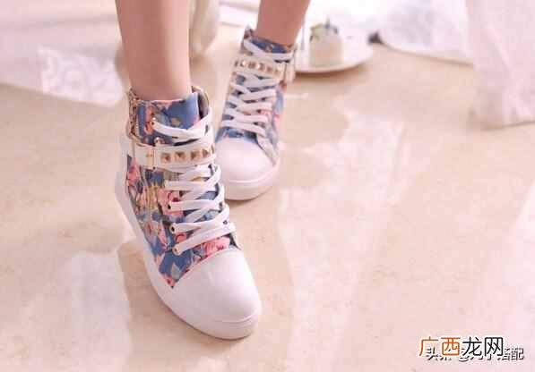中学女孩子穿什么好看（初中女生适合穿什么衣