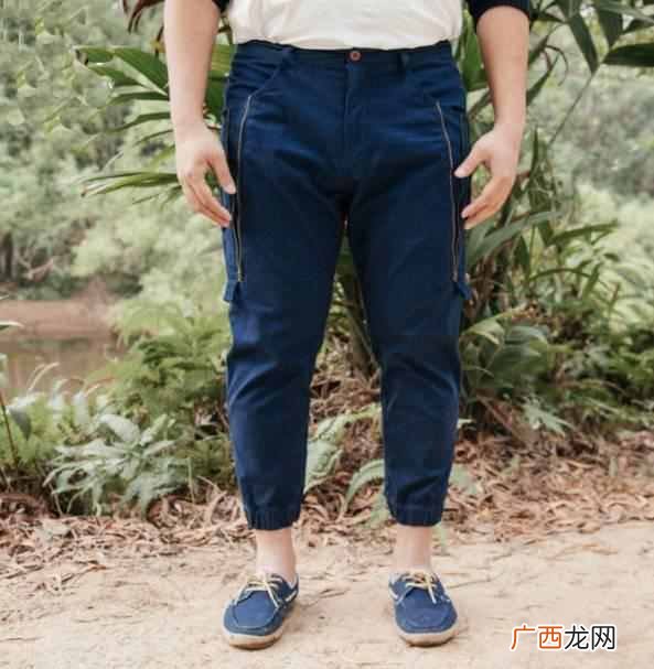 中年男士买什么服装好（中年男士穿什么衣服合