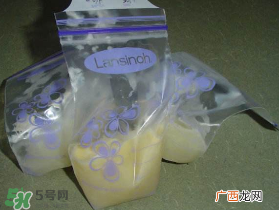储奶袋和储奶杯的区别？储奶袋和储奶杯哪个方便？