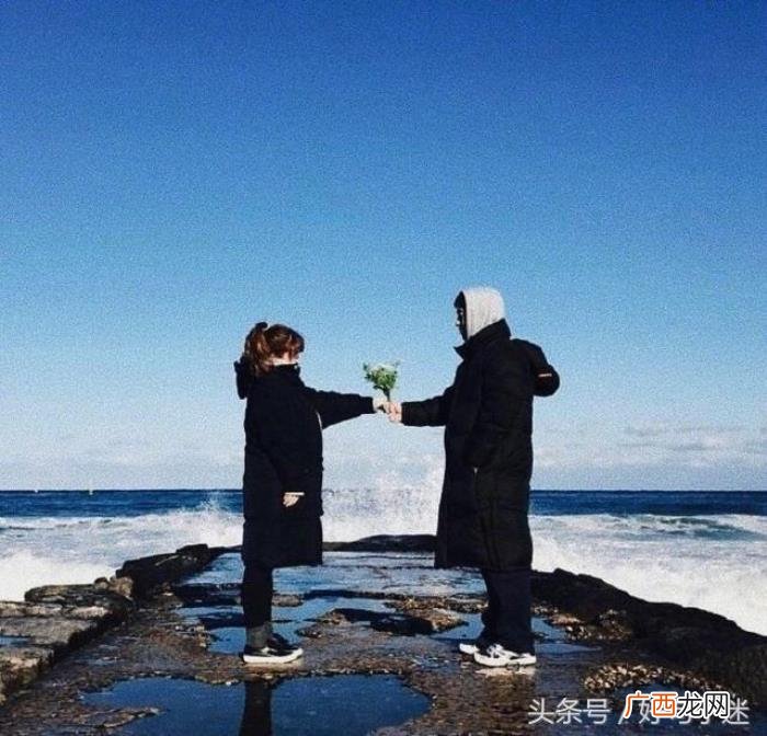 情侣之间最感人的话，朋友圈情侣暖人心窝的爱情句子