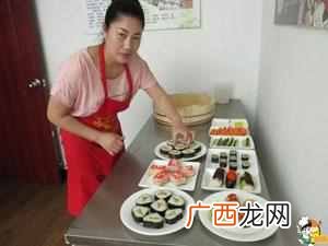 女的做小吃卖做什么好（女性可以开什么小吃店