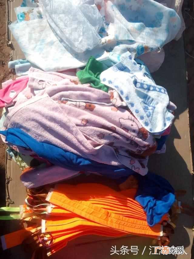 两元商品都有什么东西(地摊上卖的两元商品有