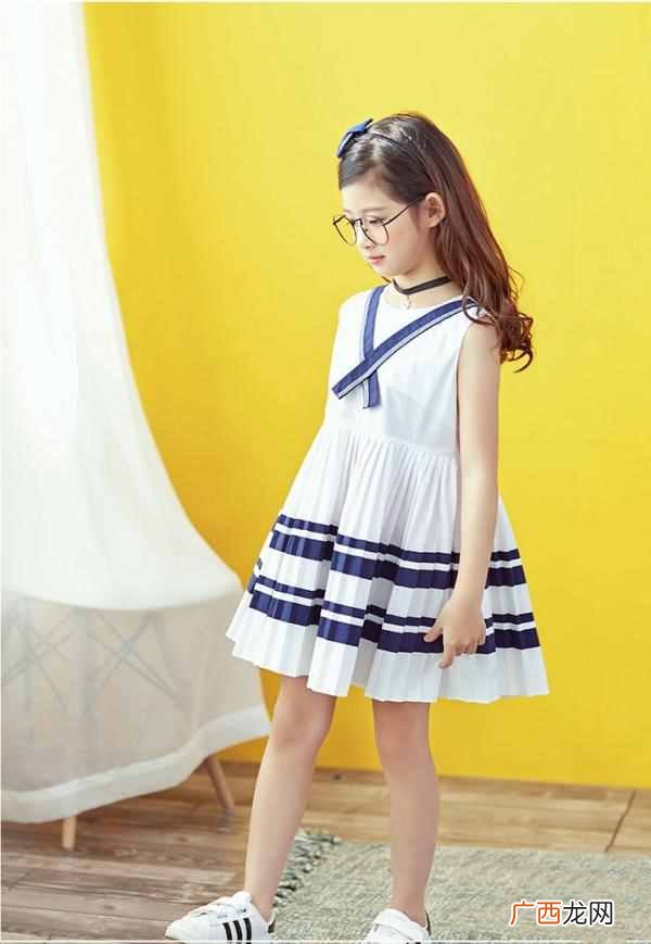 今年小孩流行什么夏装(现在流行什么款式的童