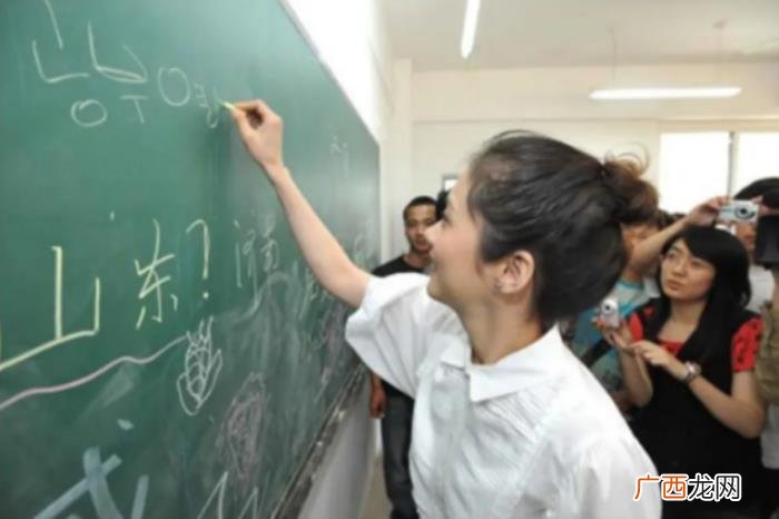 张娜拉怎么突然消失了,爆红的张娜拉为何突然消失了