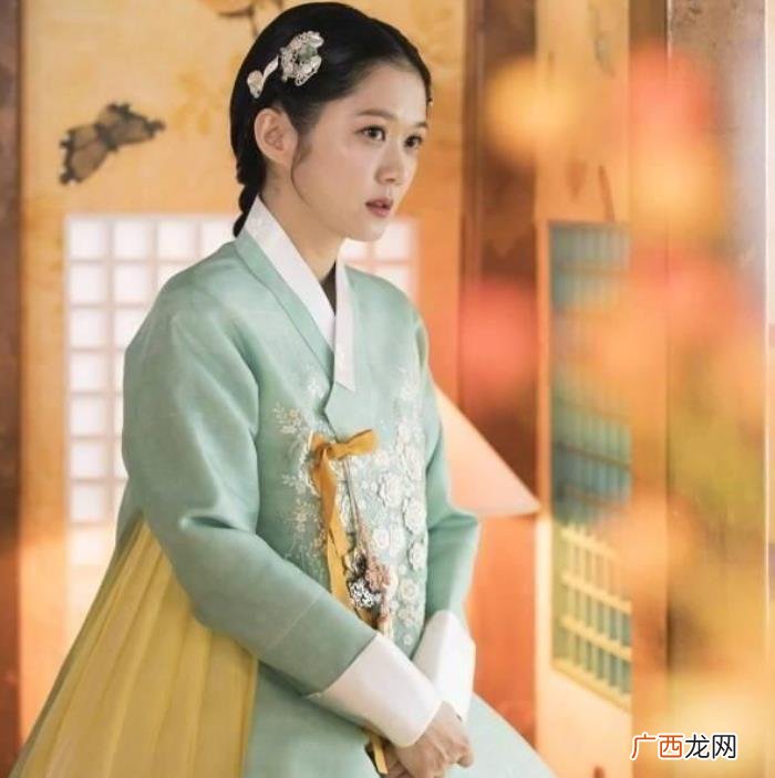 张娜拉怎么突然消失了,爆红的张娜拉为何突然消失了