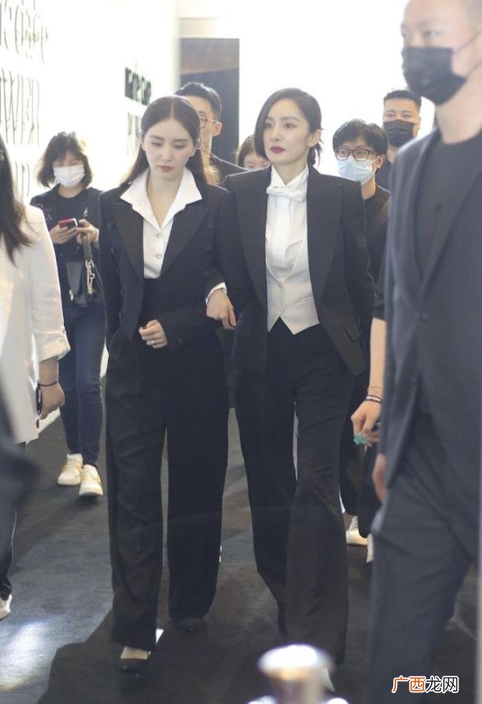 刘诗诗婚礼杨幂参加了吗,杨幂刘诗诗参加晚会坐一起