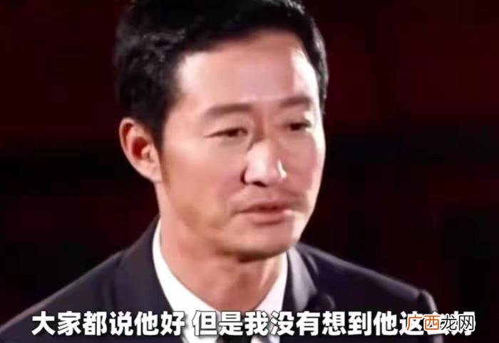 易烊千玺在哪出生，笑起来带伤的易烊千玺