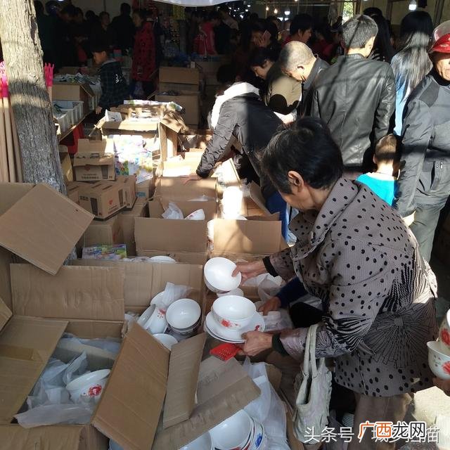 开两元店新手怎么进货,开2元店进货渠道