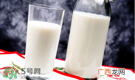 婴儿奶粉老人能喝吗？老人能不能喝婴儿奶粉？
