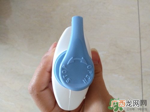 施巴洗发沐浴二合一好用吗？施巴洗发沐浴二合一怎么样？