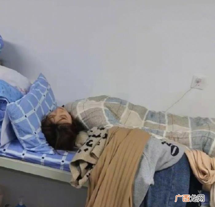30张笑岔气儿的图片 笑趴的图片