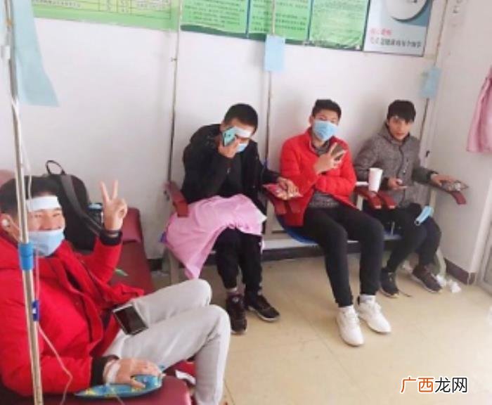 30张笑岔气儿的图片 笑趴的图片