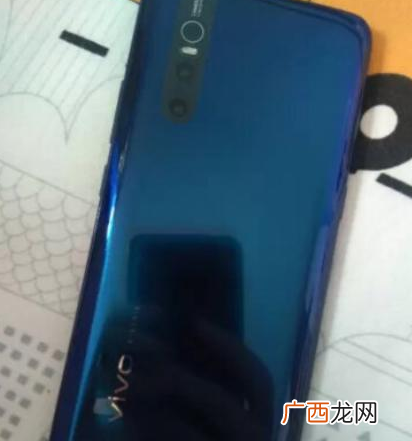 荣耀v20和vivox27对比那个好用