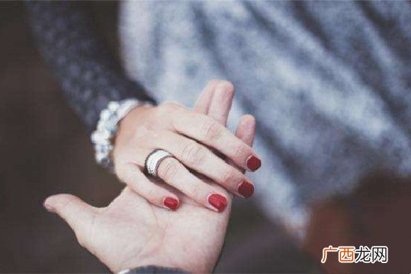 女人年龄越大需求越多吗-女人三十如狼四十如虎是真的吗