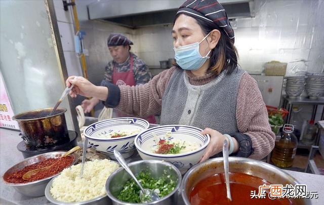 今年适合开什么店赚钱,现在开一家什么店比较好赚钱-
