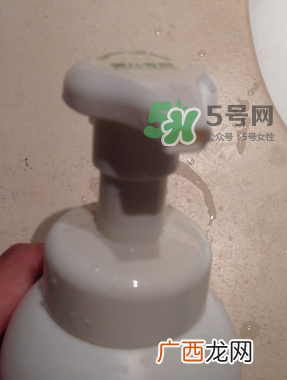 润本泡泡沐浴露怎么样？润本二合一沐浴露好吗？