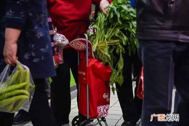 老年人早市喜欢买什么（早市上什么东西卖得好