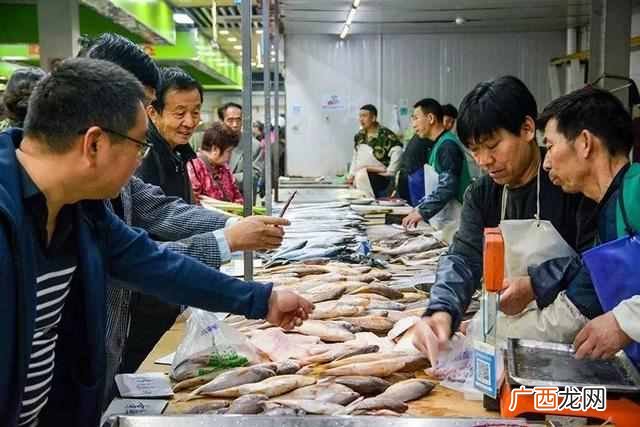 老年人早市喜欢买什么（早市上什么东西卖得好