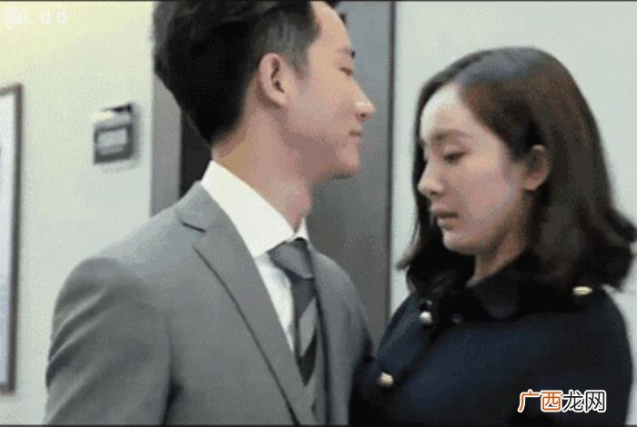 让女人爽上天的十大姿势，让女人欲火焚身的9种撩式