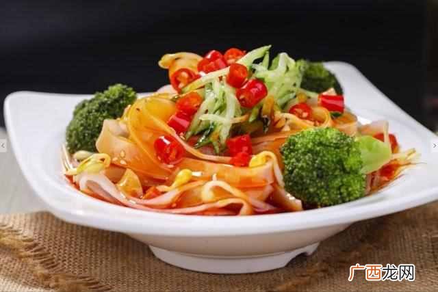 魏家凉皮是什么做的（魏家凉皮用到了哪些调料