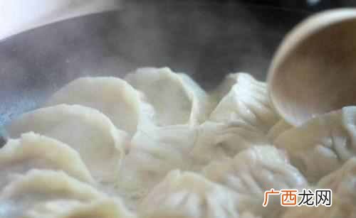 饺子怎么煮不破皮 过年为什么都要吃饺子