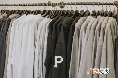 推销衣服用什么模式（服装行业采用什么模式销