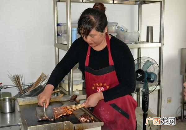 铁板小吃哪些受欢迎 铁板可以做什么小吃