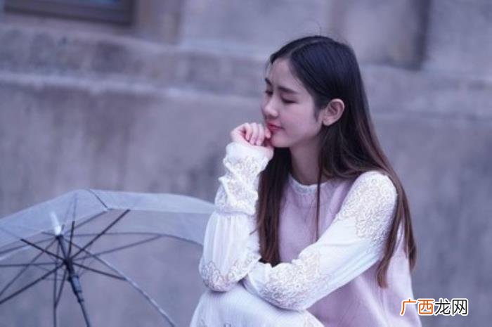 但爱一个自己喜欢…… 爱一个人有多苦