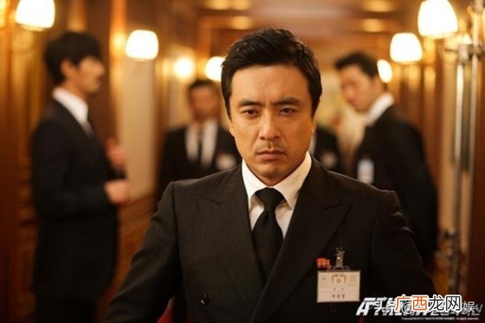 金承佑被称最帅大叔 金承佑金南珠