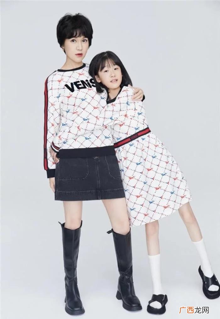 陆毅女儿跟鲍蕾合照 陆毅女儿照片