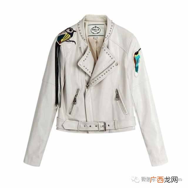 皮衣搭什么样的连衣裙（皮衣加连衣裙怎么搭才
