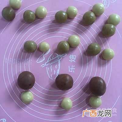 月饼预拌粉是什么意思（如何用预拌粉制作月饼